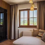 Bergrose Hideaway Szálloda 4*