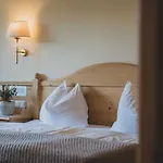 Bergrose Hideaway 4*
