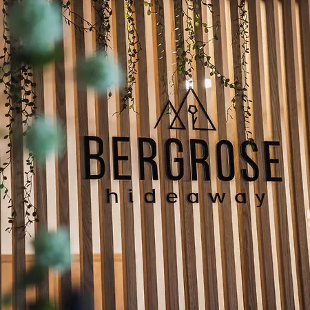 Bergrose Hideaway 4* 스트로블