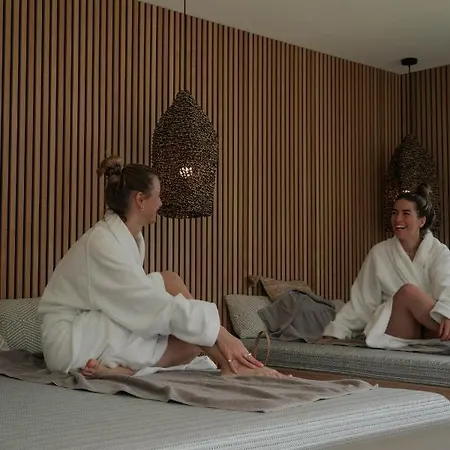 Bergrose Hideaway Штробль