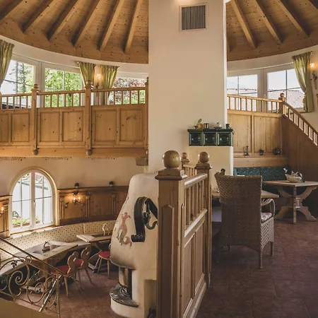 Bergrose Hideaway 4* Strobl