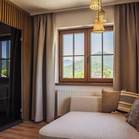 Отель Bergrose Hideaway 4*