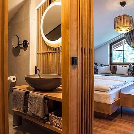 Bergrose Hideaway 4*