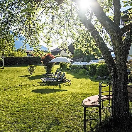 Bergrose Hideaway Strobl