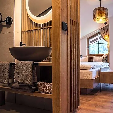 Bergrose Hideaway 4*