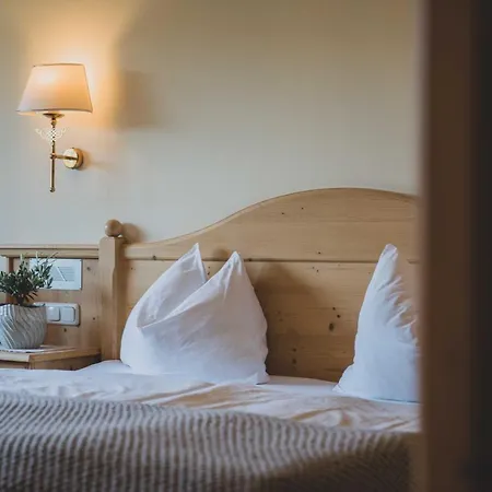 Bergrose Hideaway 4*