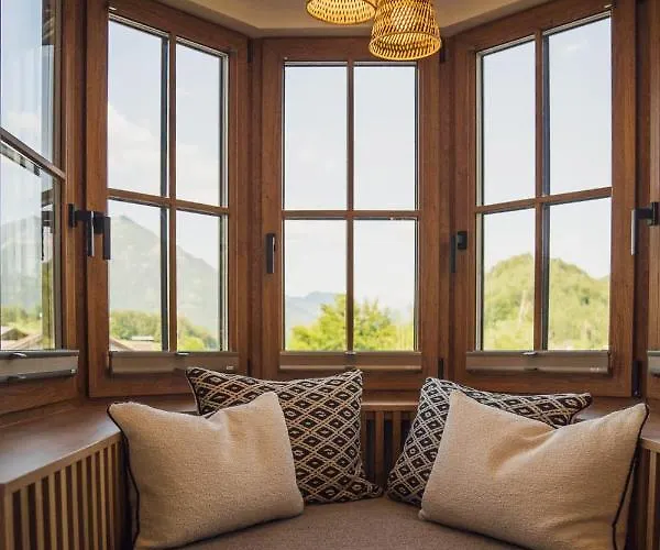 Bergrose Hideaway Otel Strobl