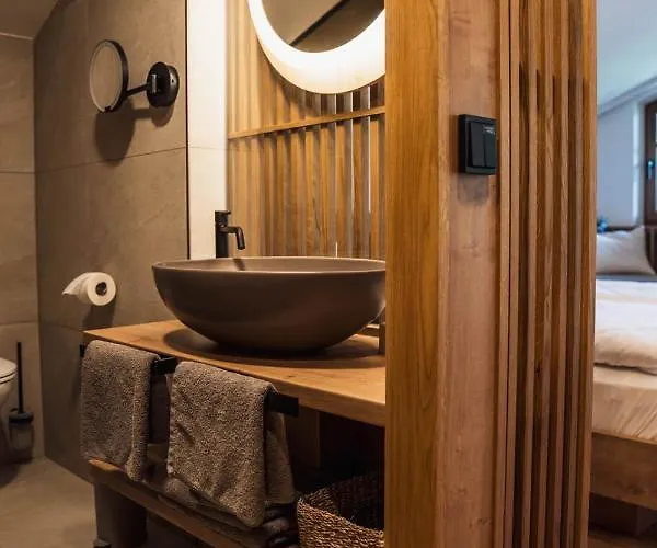 Bergrose Hideaway Otel 4*